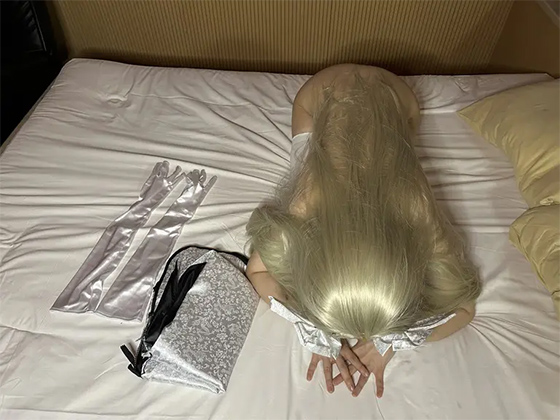 ヨスガ○○ラ　手袋つけてのH 手袋でマンで爆イキ！ 【予約】
